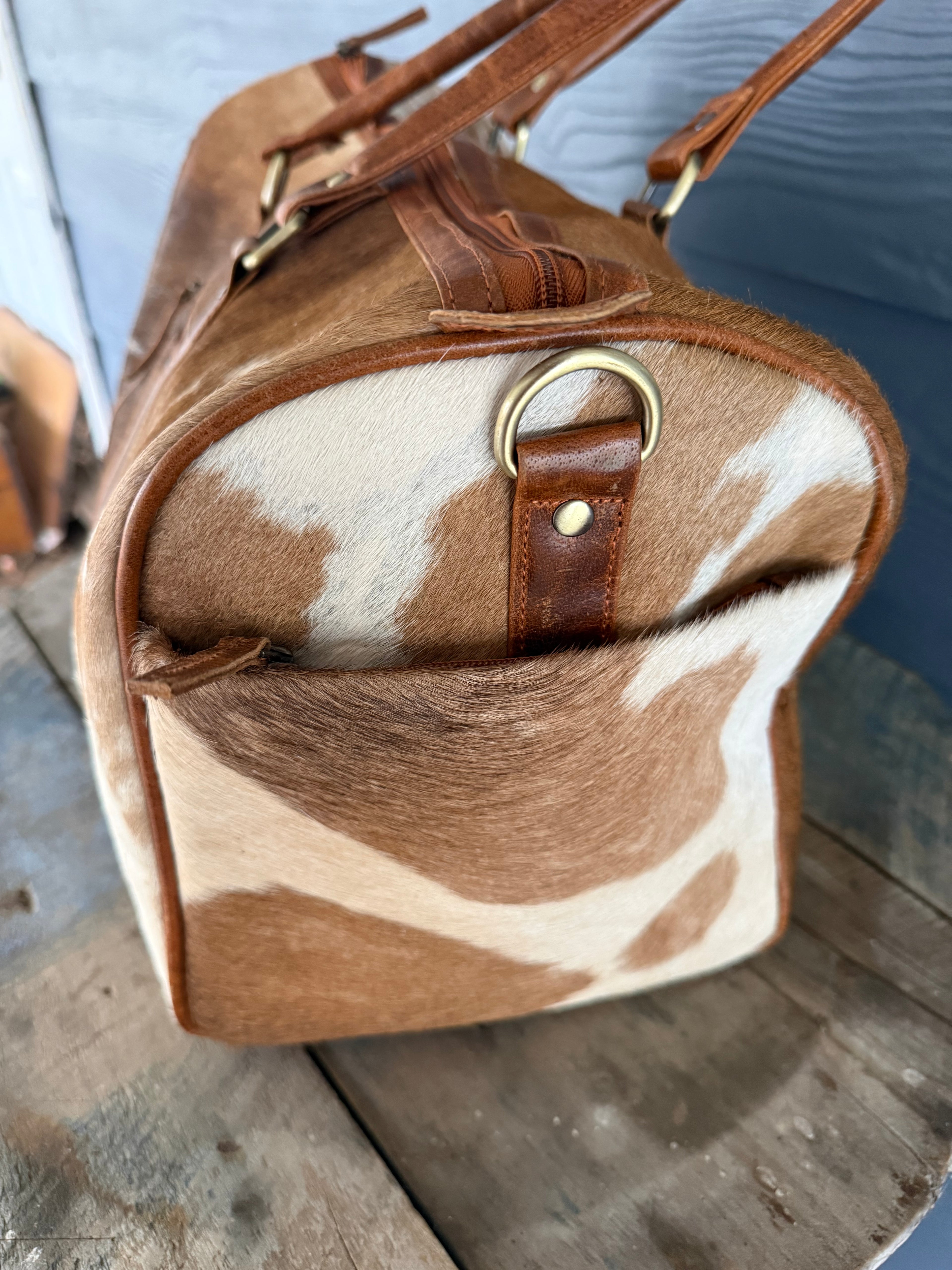 Small Cowhide Overnight Duffel 010