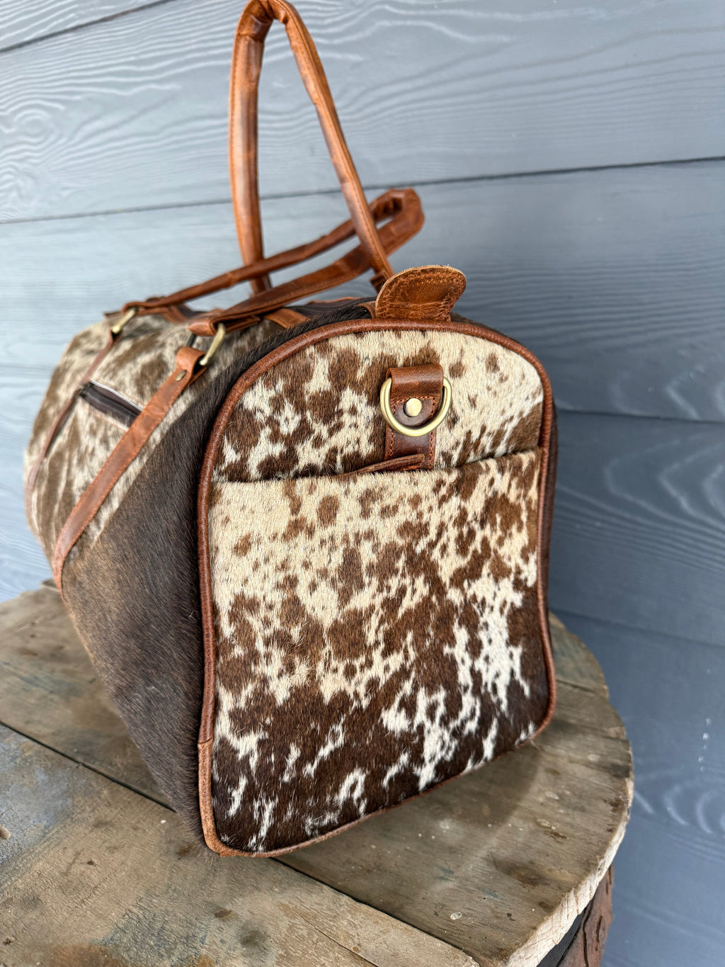 Small Cowhide Overnight Duffle 011
