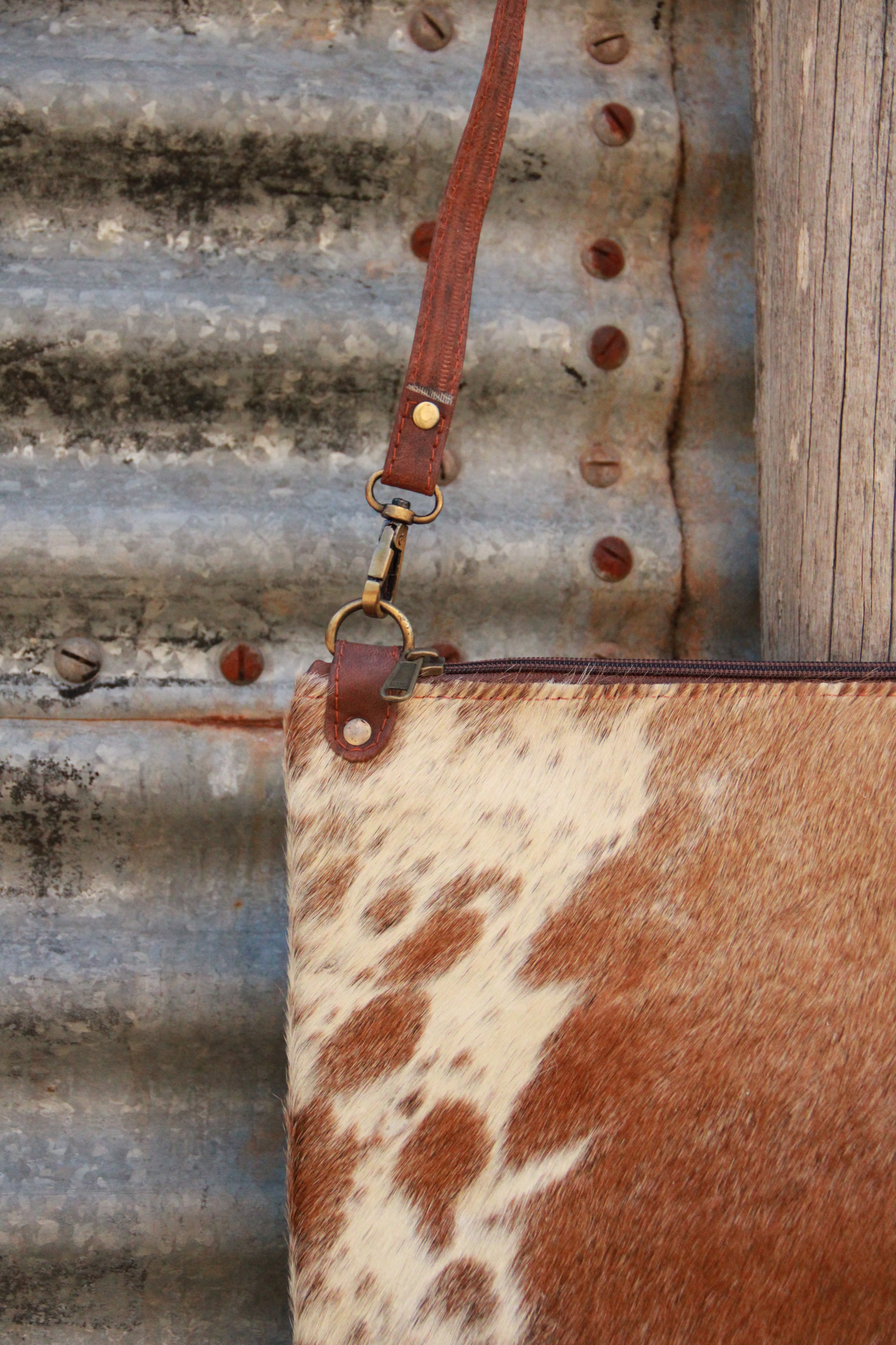 The Willow Crossbody 004