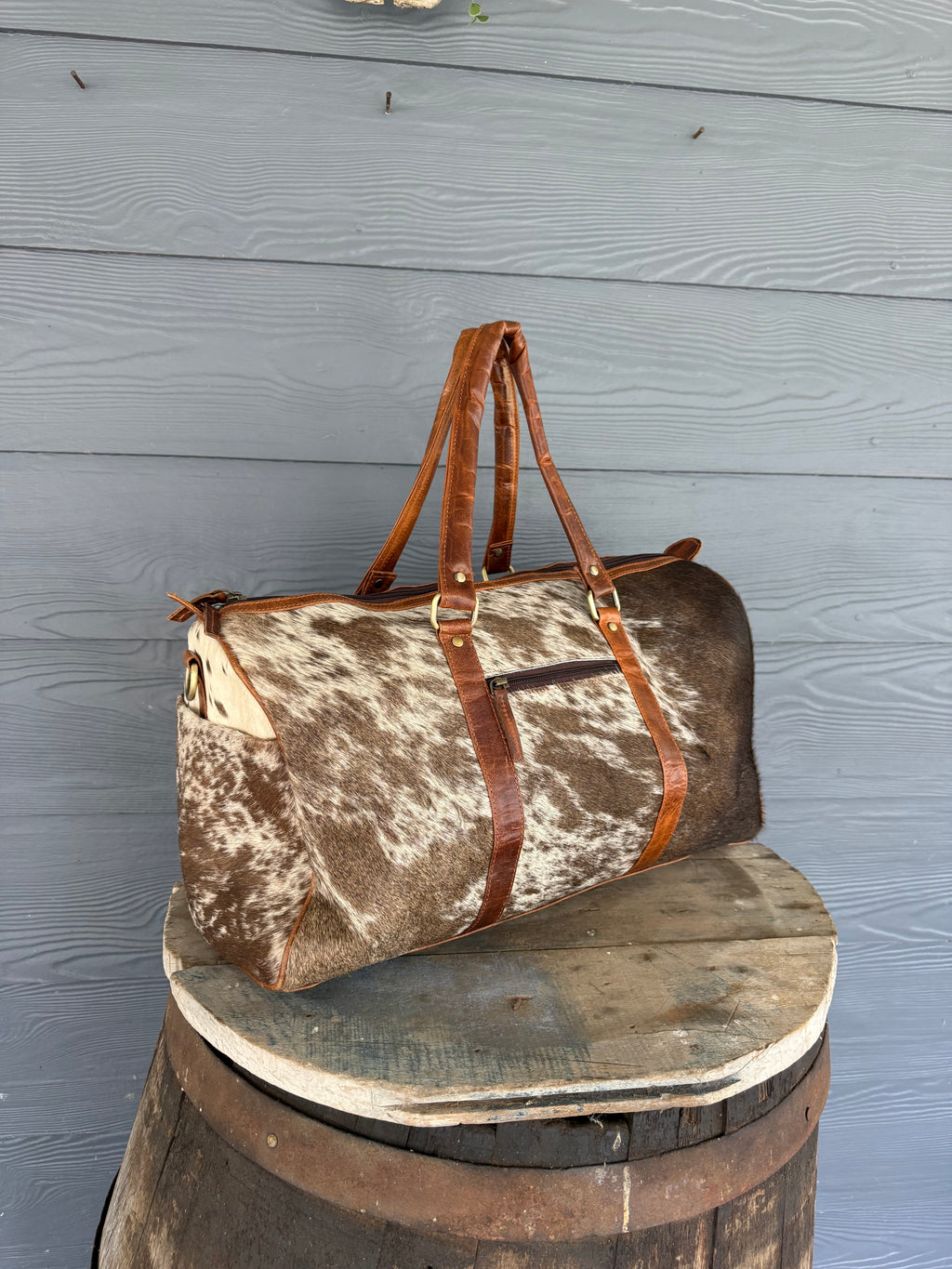 Small Cowhide Overnight Duffle 011