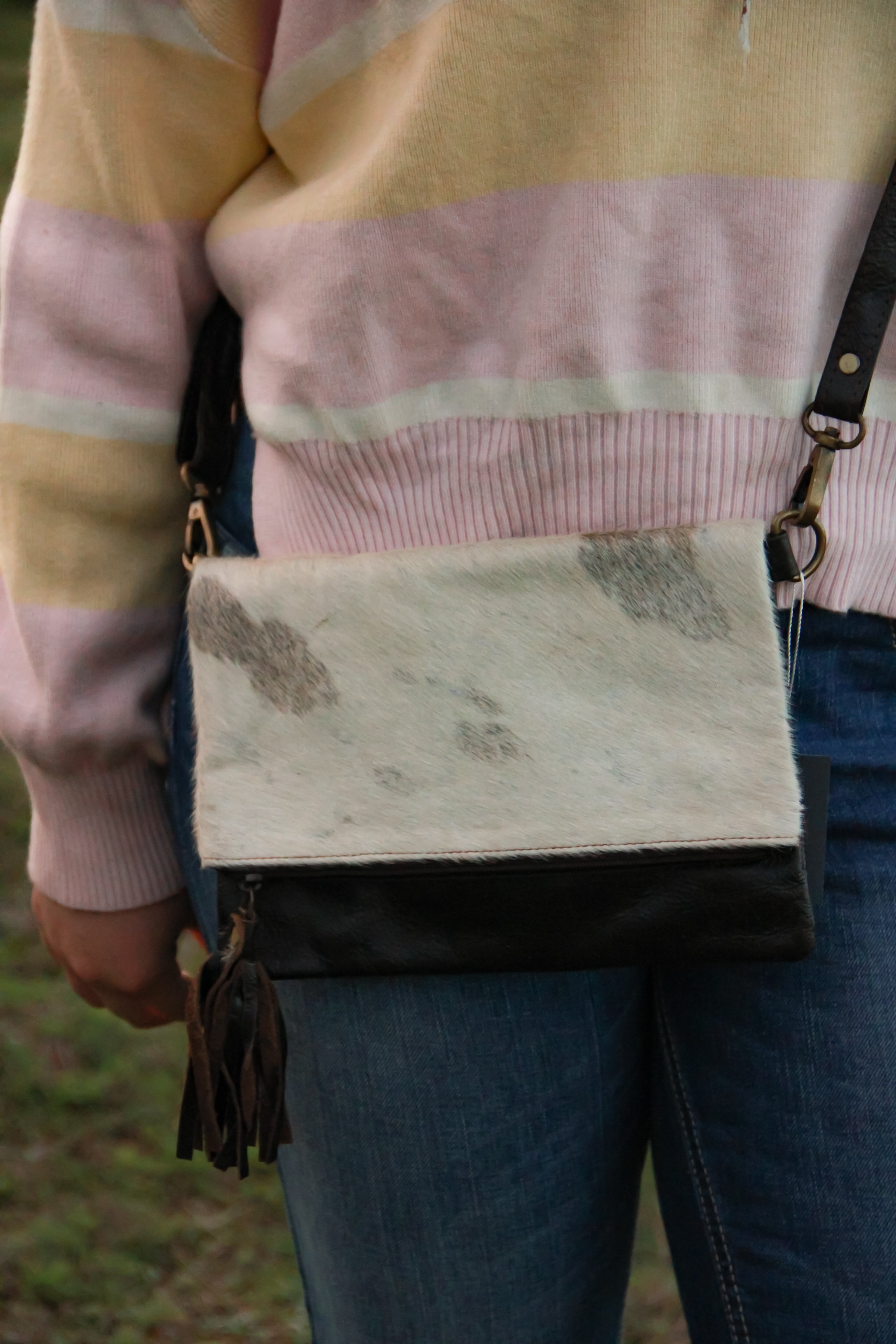The Charlie Crossbody 046