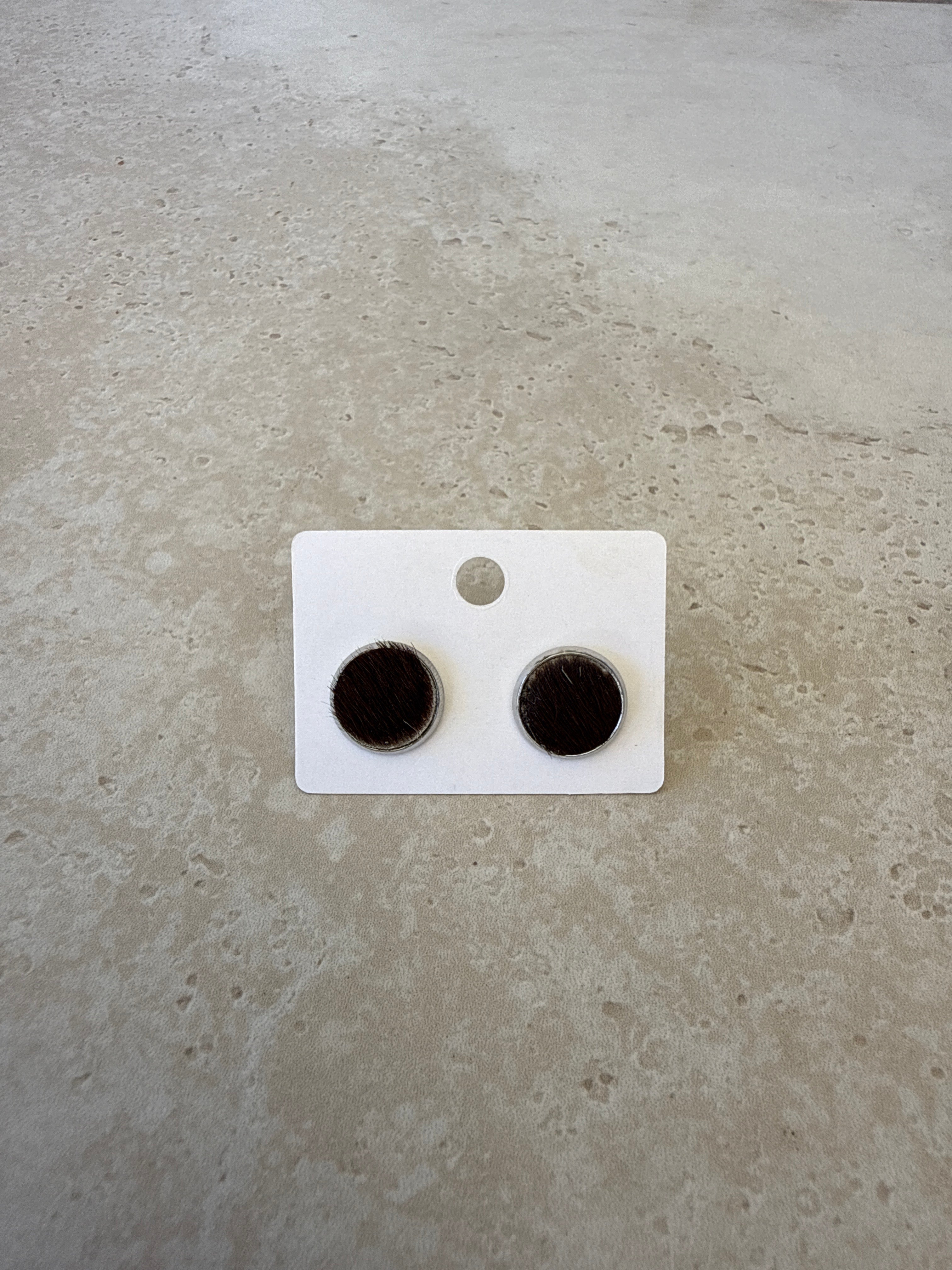 12mm Cowhide Studs 069