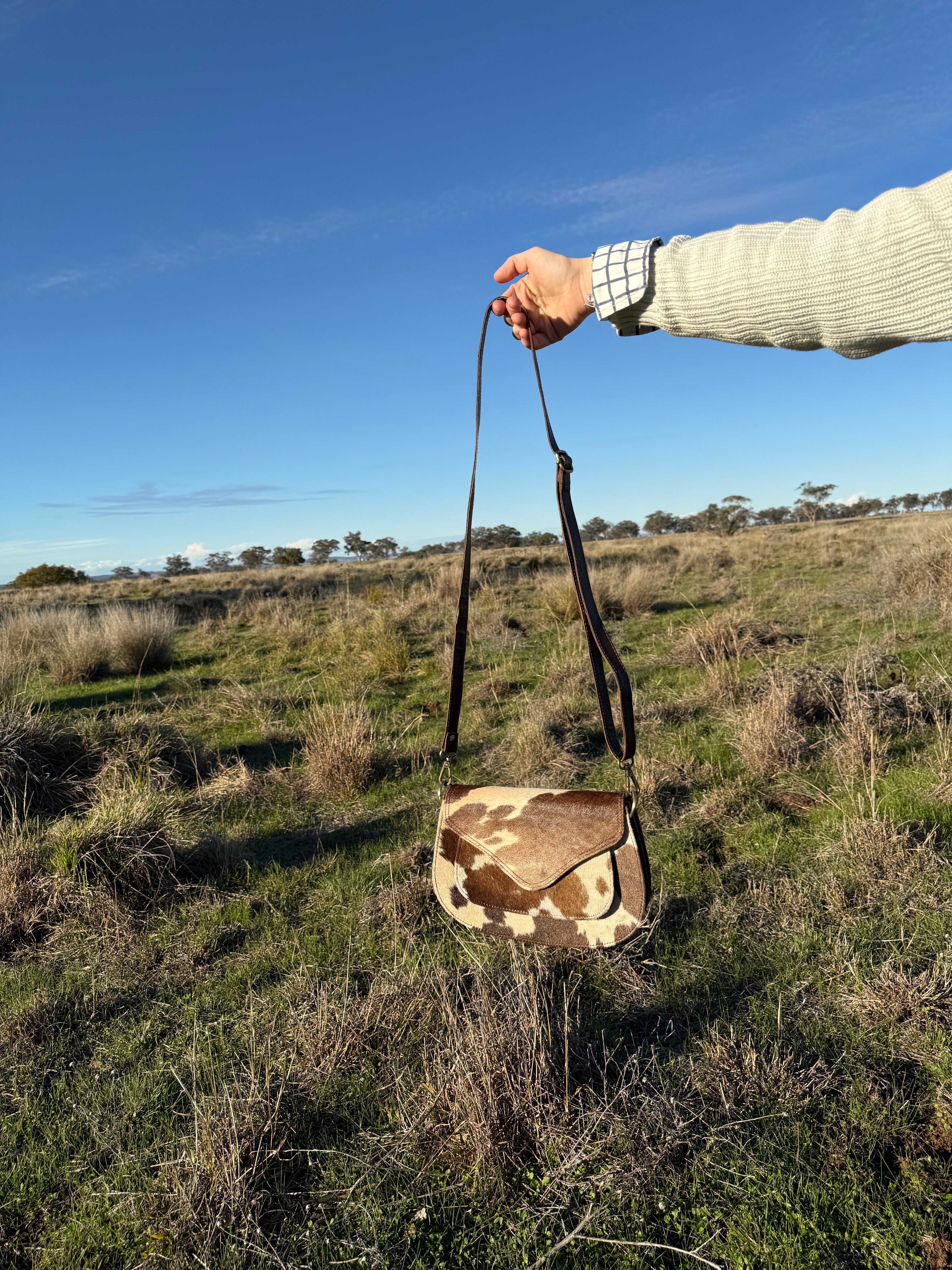 The Saddle Crossbody 007